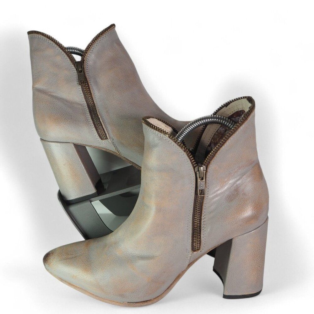 Freebird Steven Jalessa "Smoke Grey" Distressed Heeled Leather Booties Women's10